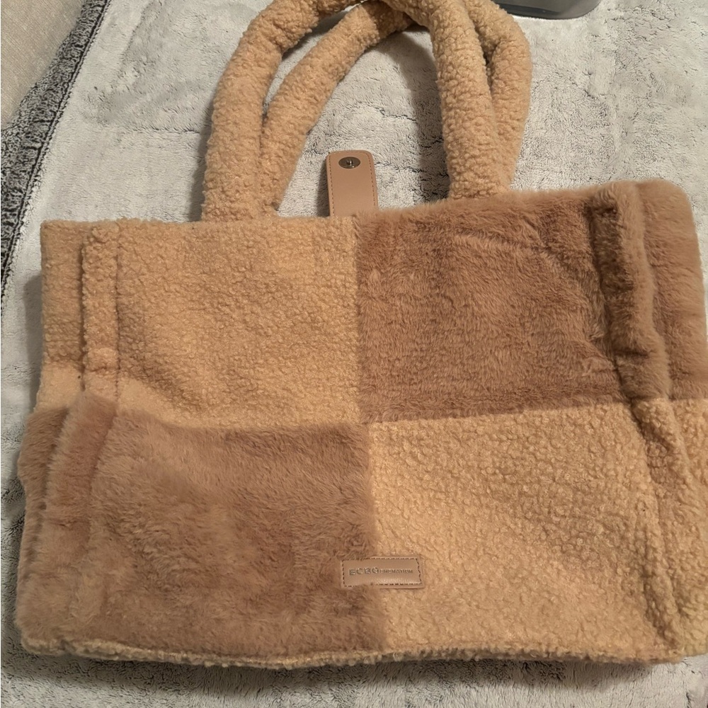 Bcbg patchwork boucle tote